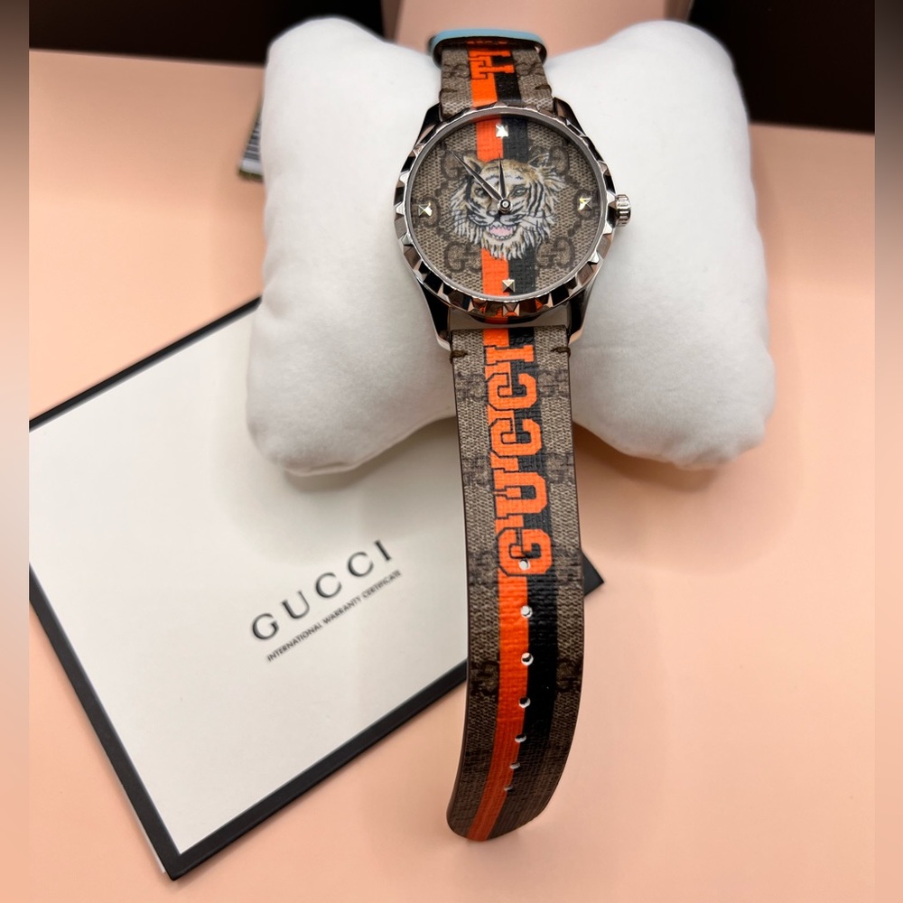 Gucci - G Timeless Tiger Watch - Picture 2 of 15